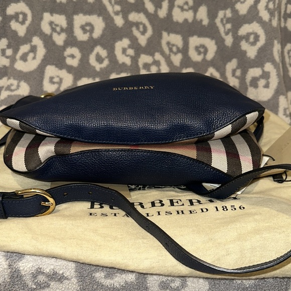 Authentic Burberry Small Bingley Derby House Check Crossbody in Blue 😍 New 😍 - Picture 11 of 17
